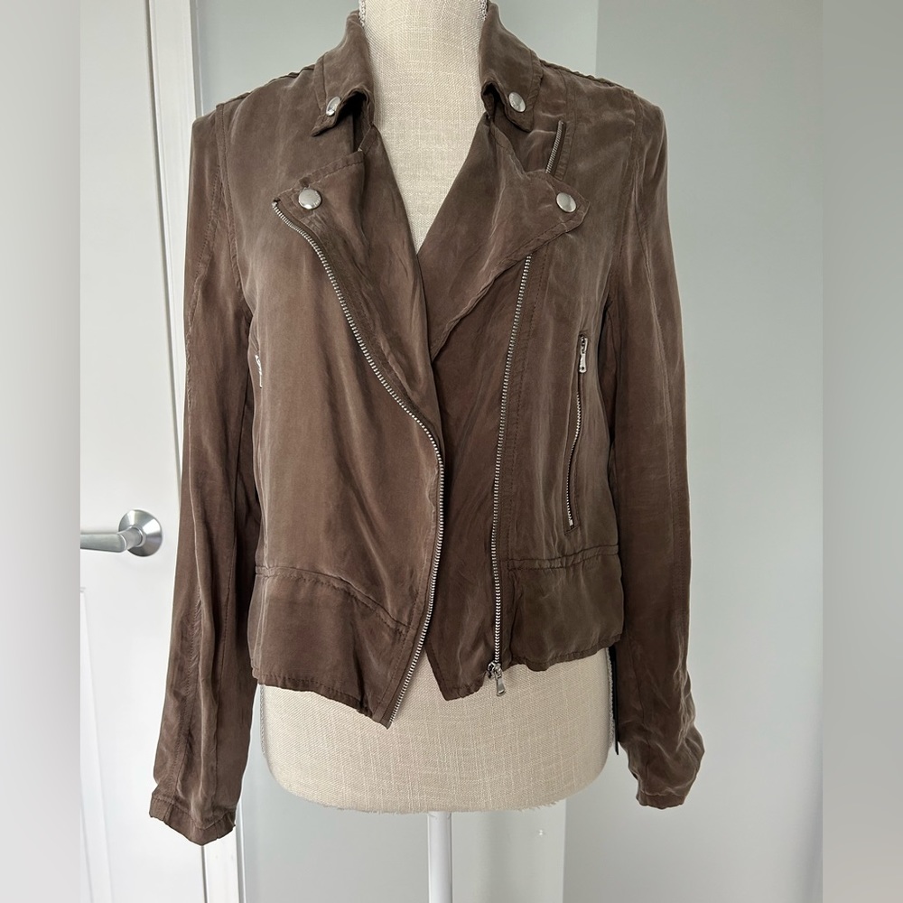Lightweight jacket NWT